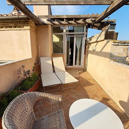 Domus Mirabilis Homestay Ανκόνα Εξωτερικό φωτογραφία